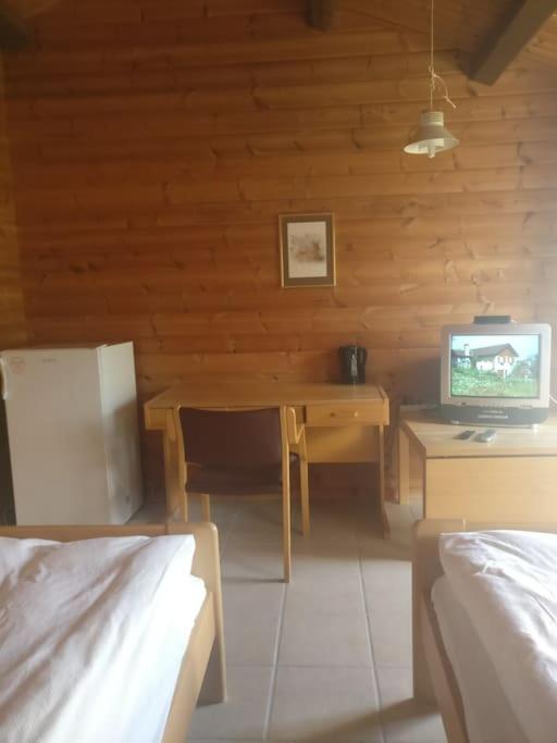 Lyst Dobbelt Vaerelse Med Egen Indgang Og Bad Apartment นอร์บอร์ก ภายนอก รูปภาพ